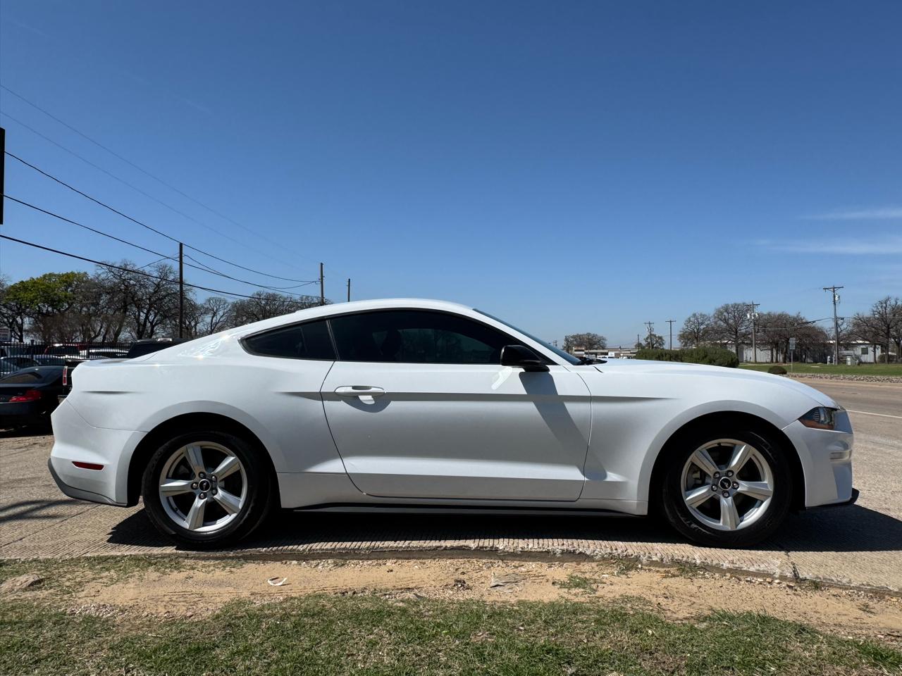 Ford Mustang EcoBoost Coupe 2019