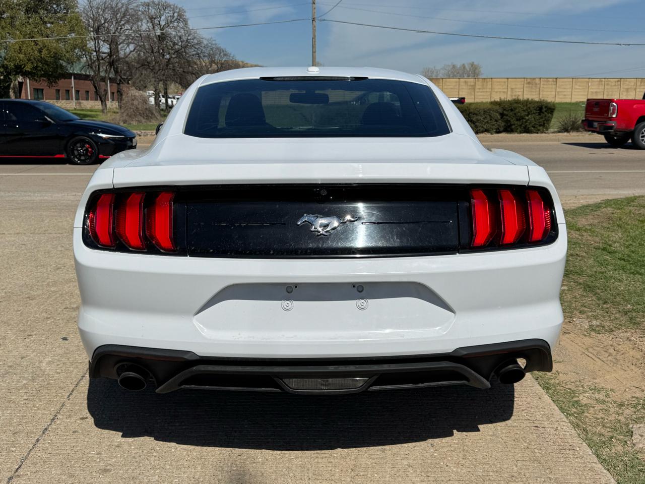 Ford Mustang EcoBoost Coupe 2019