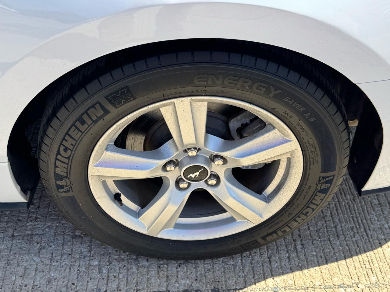 Ford Mustang EcoBoost Coupe 2019