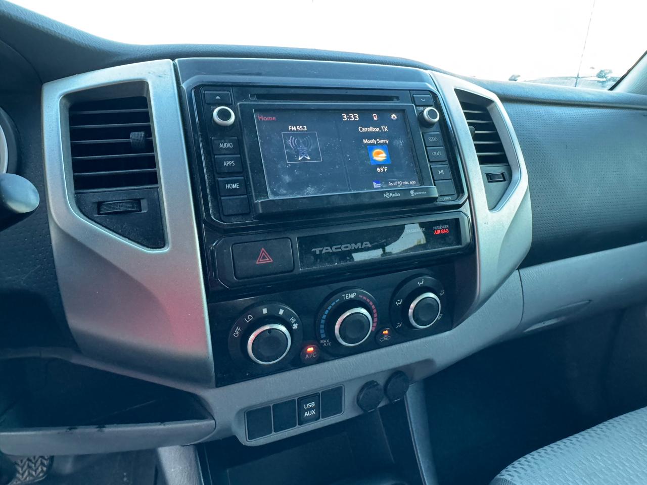 Toyota Tacoma PreRunner Double Cab V6 5AT 2WD 2015