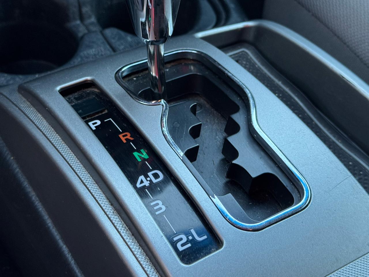 Toyota Tacoma PreRunner Double Cab V6 5AT 2WD 2015