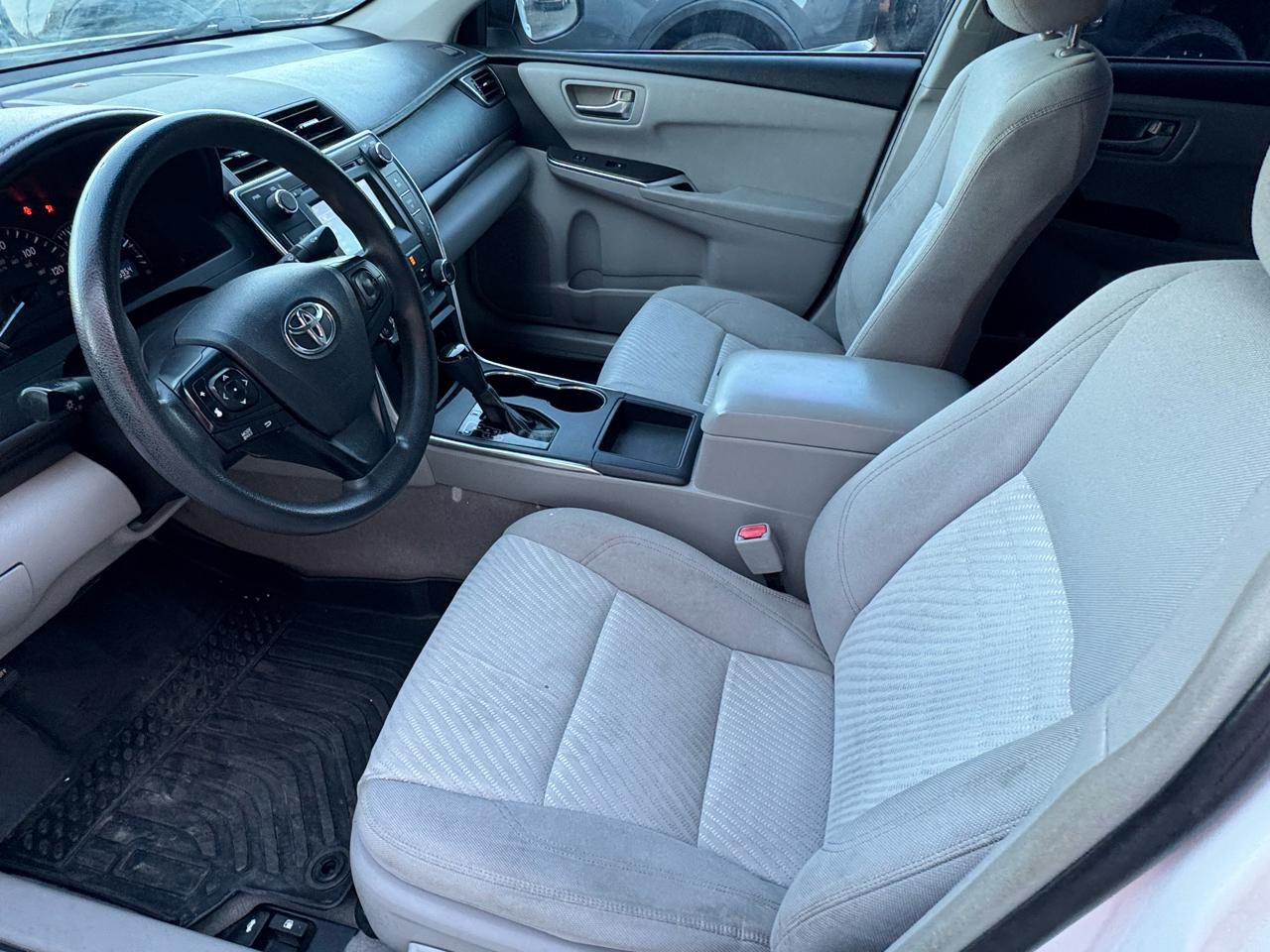 Toyota Camry SE 2015
