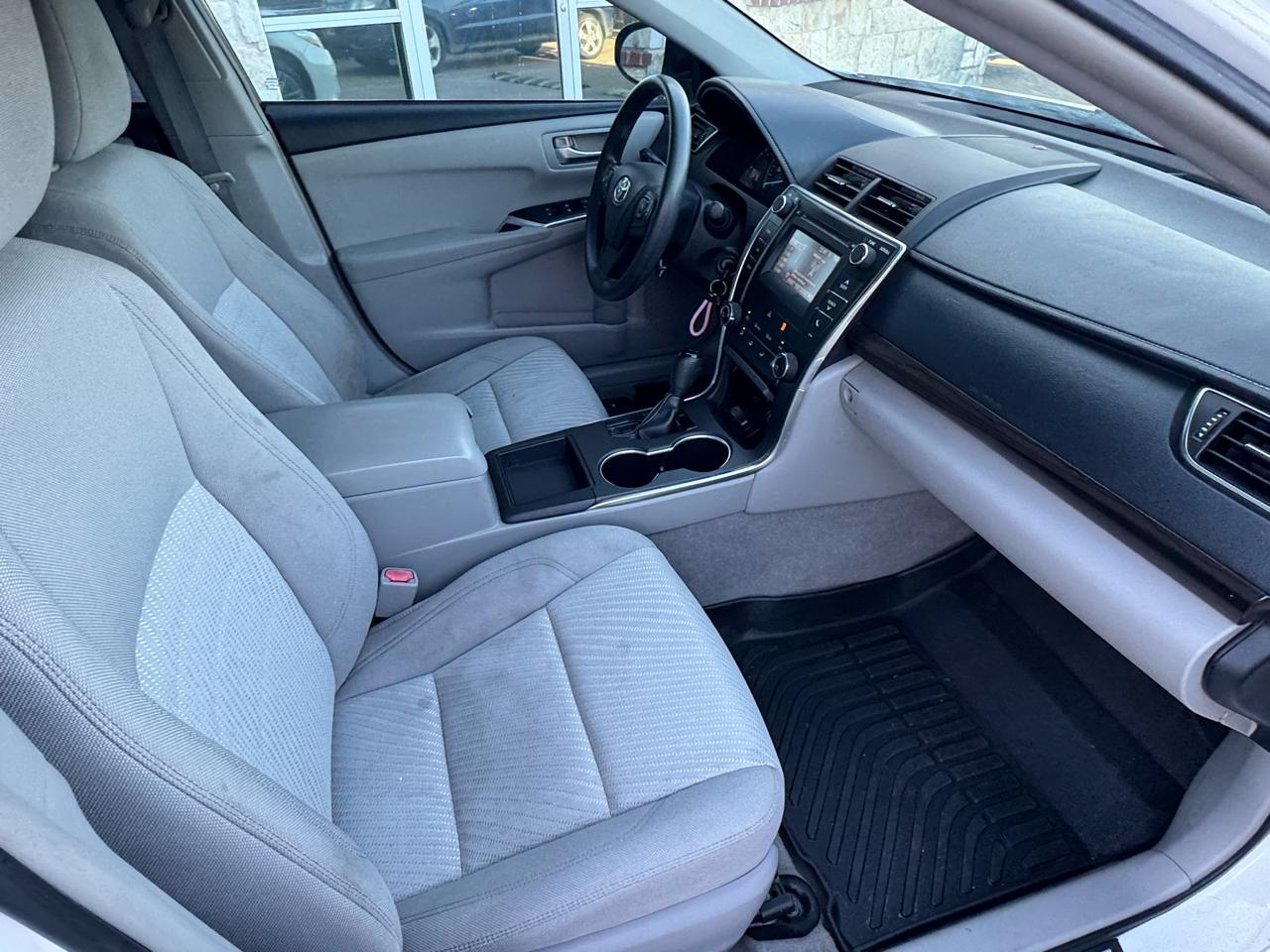 Toyota Camry SE 2015