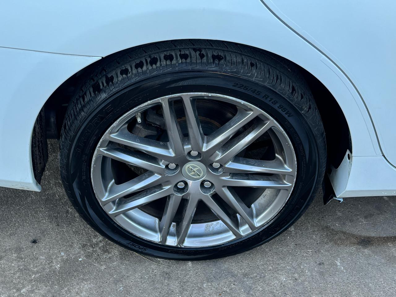 Toyota Camry SE 2015