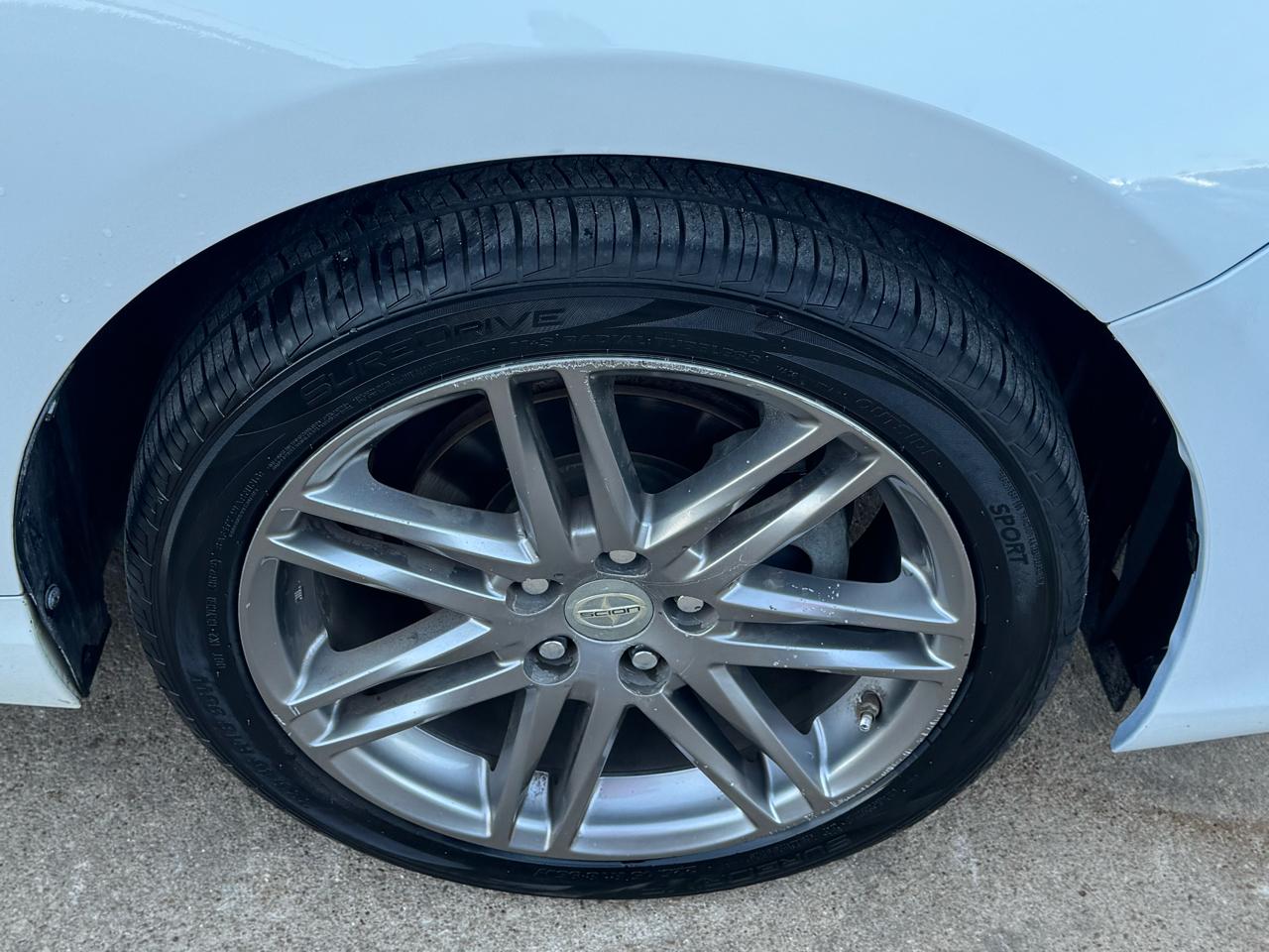 Toyota Camry SE 2015