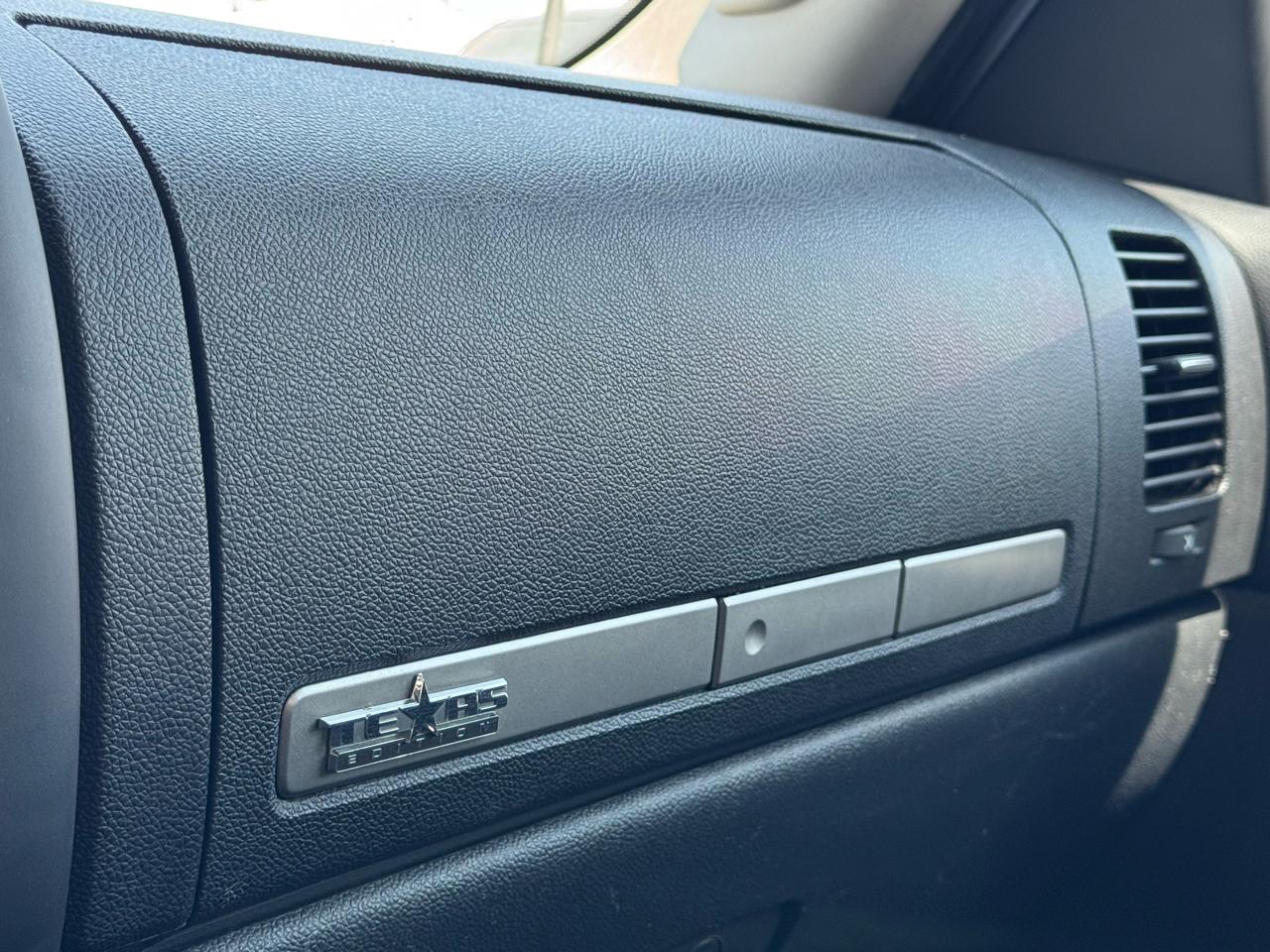 Chevrolet Silverado 1500 LT Crew Cab 2WD 2012