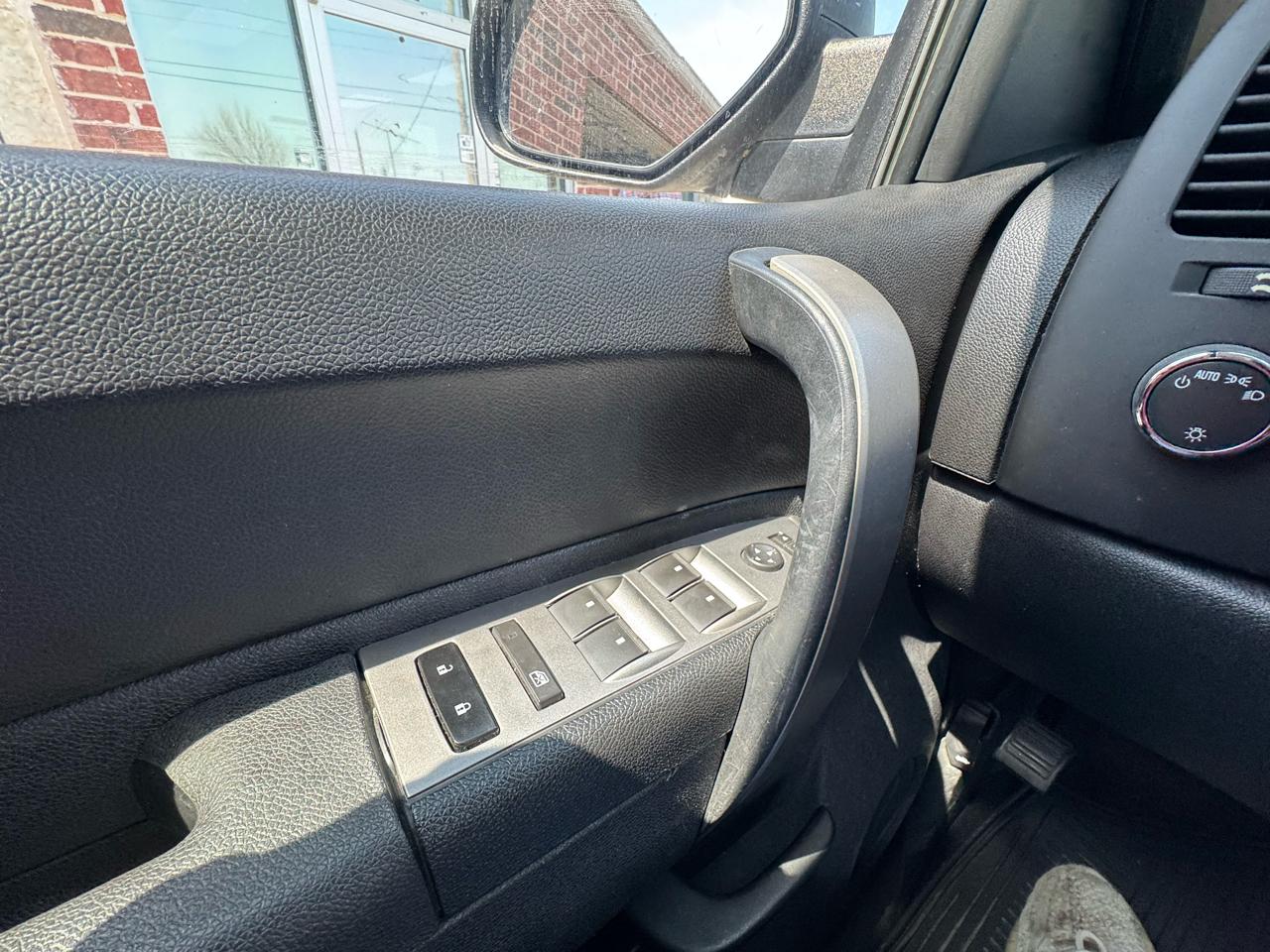 Chevrolet Silverado 1500 LT Crew Cab 2WD 2012