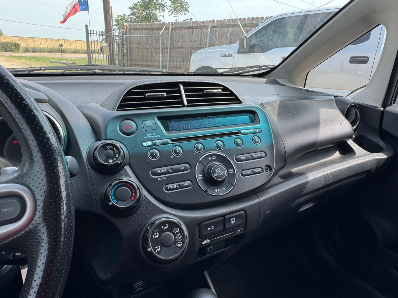 Honda Fit Sport 5-Speed AT 2012