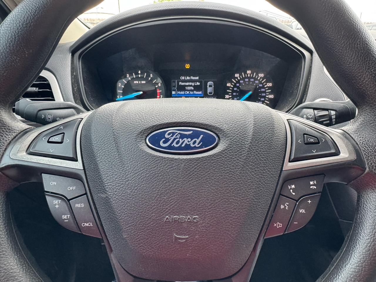 Ford Fusion S 2019