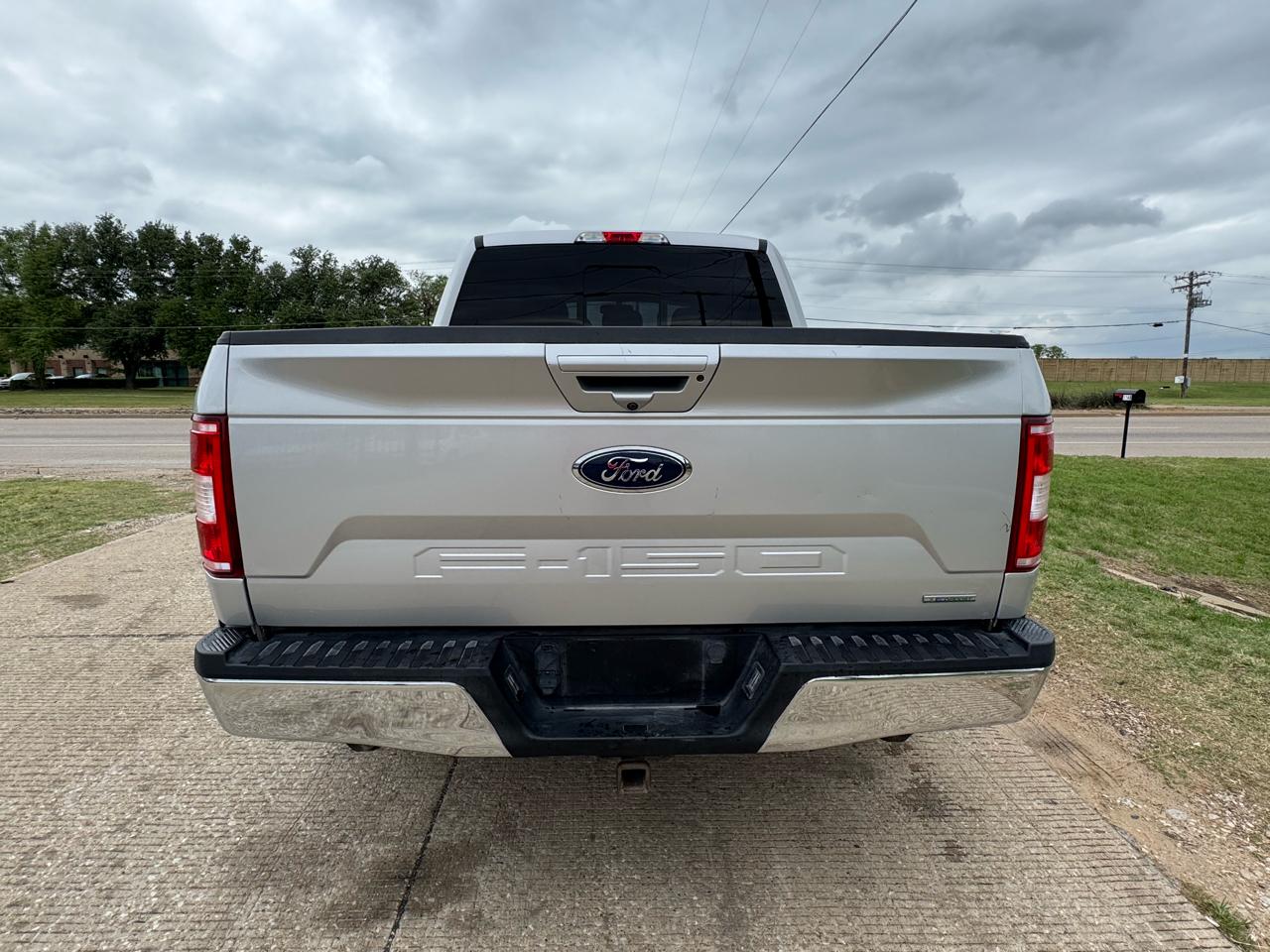Ford F-150 2WD SuperCrew 145" Lariat Limited 2019