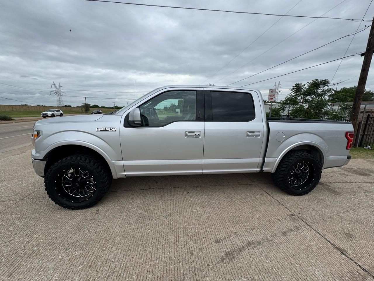 Ford F-150 2WD SuperCrew 145" Lariat Limited 2019