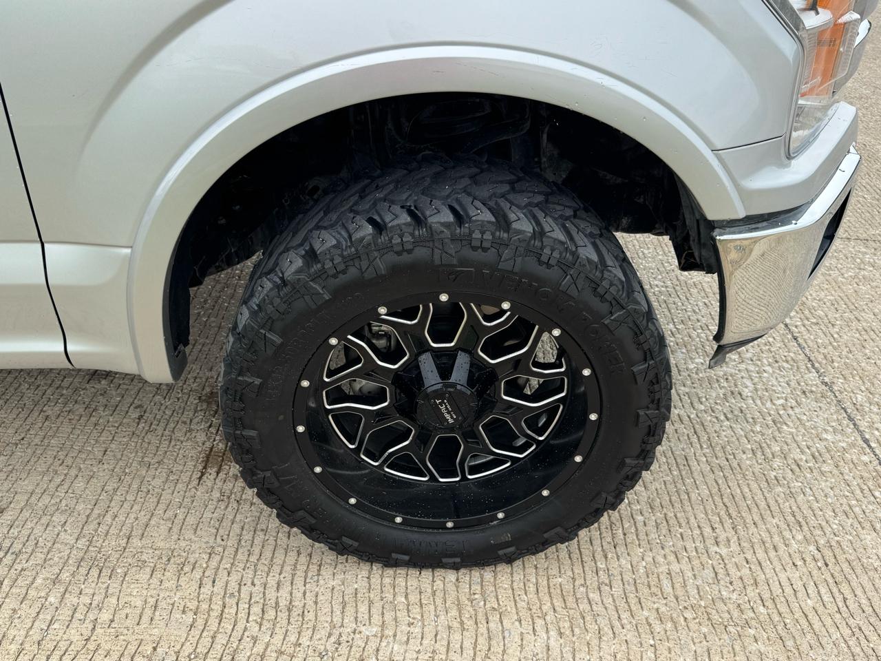 Ford F-150 2WD SuperCrew 145" Lariat Limited 2019