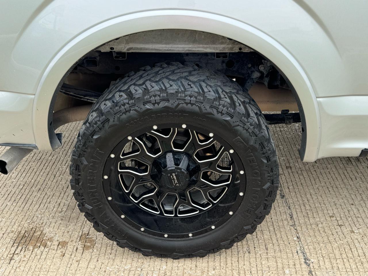 Ford F-150 2WD SuperCrew 145" Lariat Limited 2019