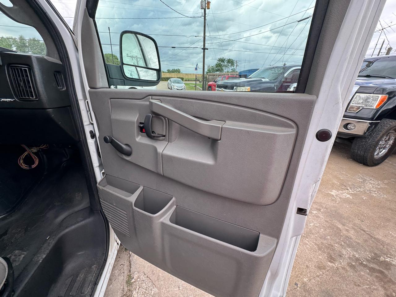 Chevrolet Express G3500 139" 2019