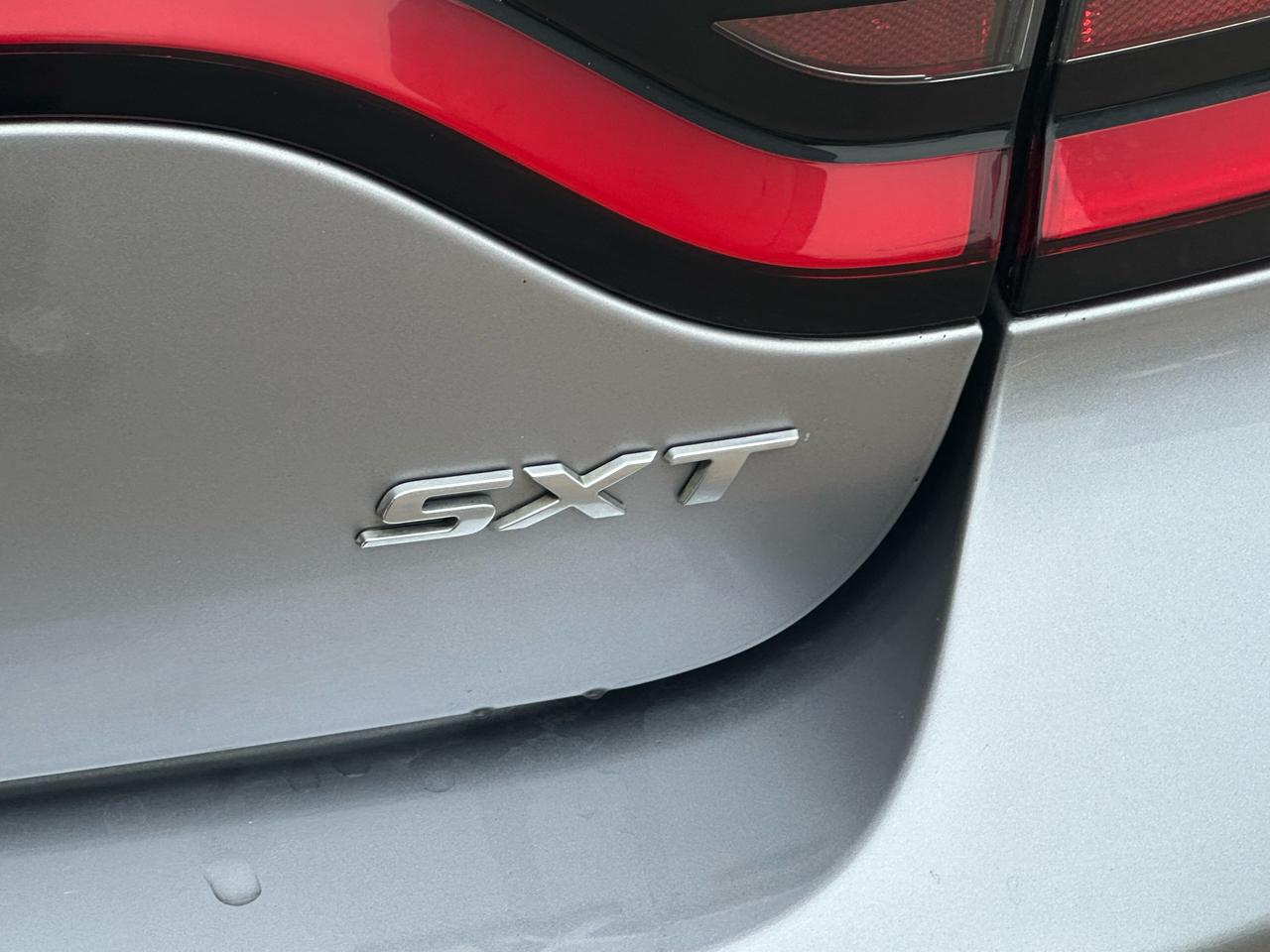 Dodge Charger SXT 2018