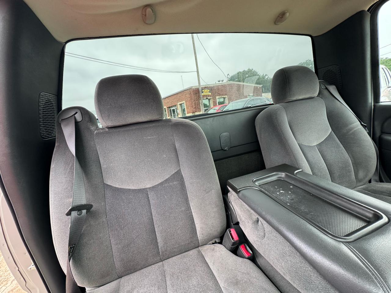 GMC Sierra 1500 Long Bed 2WD 2005