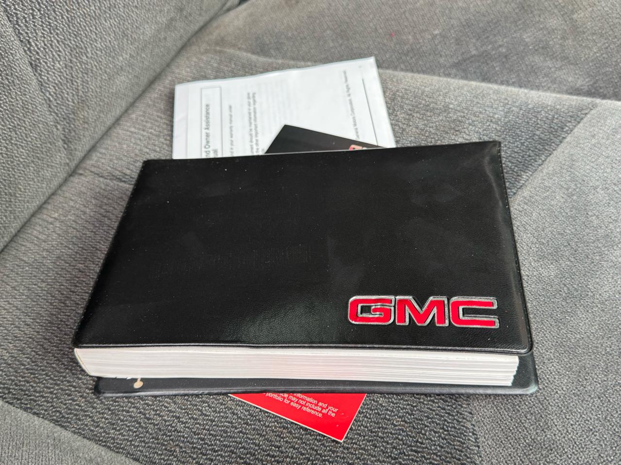 GMC Sierra 1500 Long Bed 2WD 2005