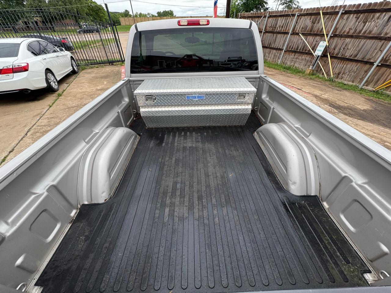 GMC Sierra 1500 Long Bed 2WD 2005
