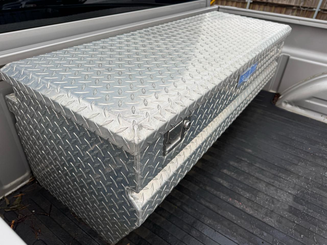 GMC Sierra 1500 Long Bed 2WD 2005