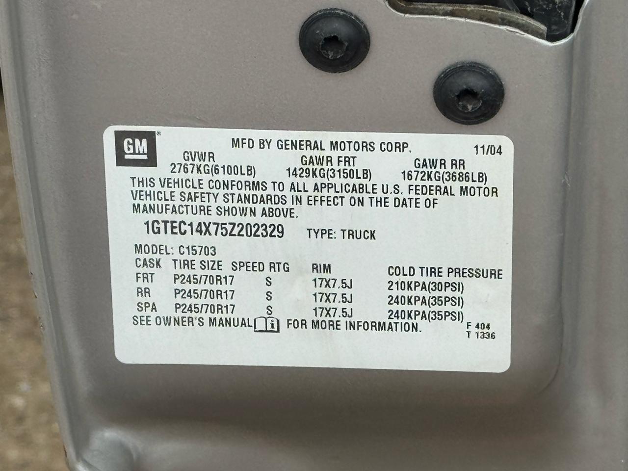 GMC Sierra 1500 Long Bed 2WD 2005