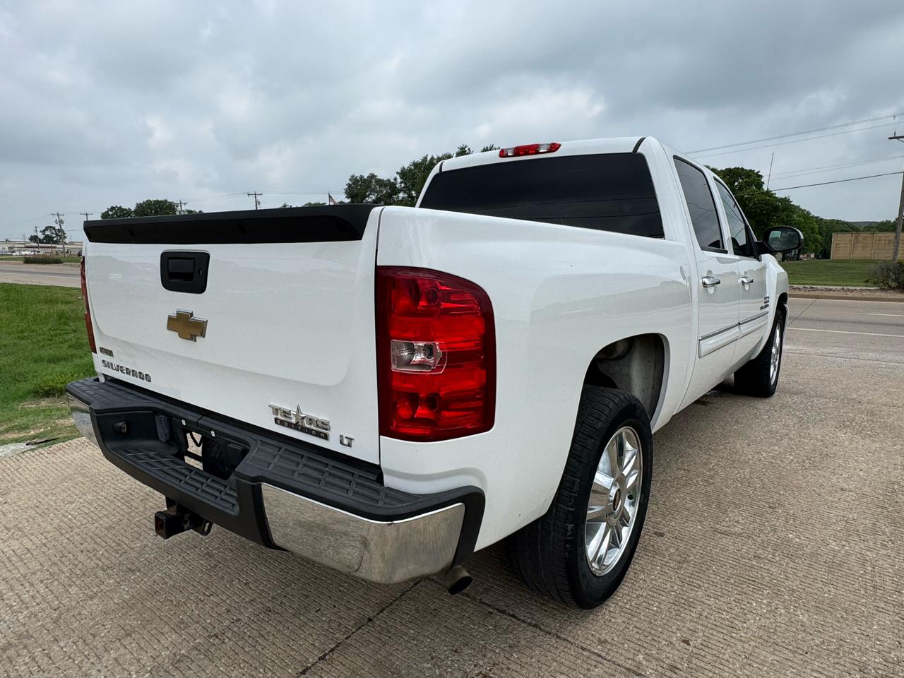 Chevrolet Silverado 1500 LT Crew Cab 2WD 2011