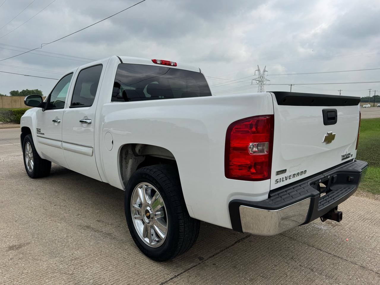 Chevrolet Silverado 1500 LT Crew Cab 2WD 2011