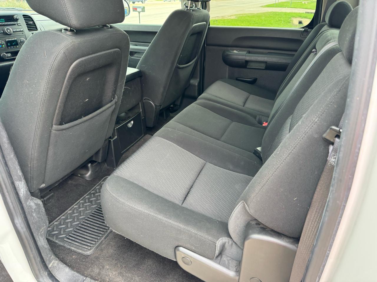 Chevrolet Silverado 1500 LT Crew Cab 2WD 2011