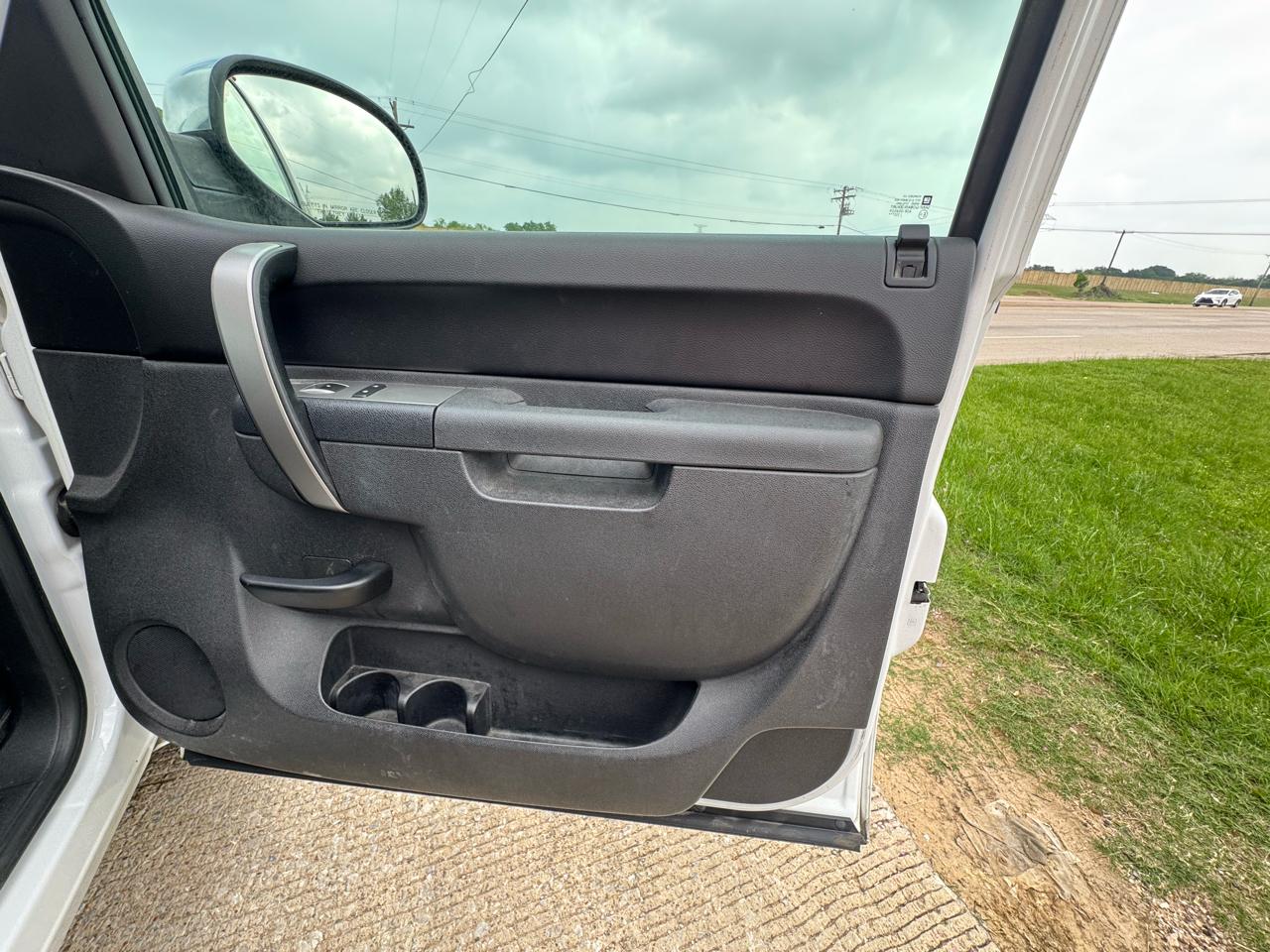 Chevrolet Silverado 1500 LT Crew Cab 2WD 2011