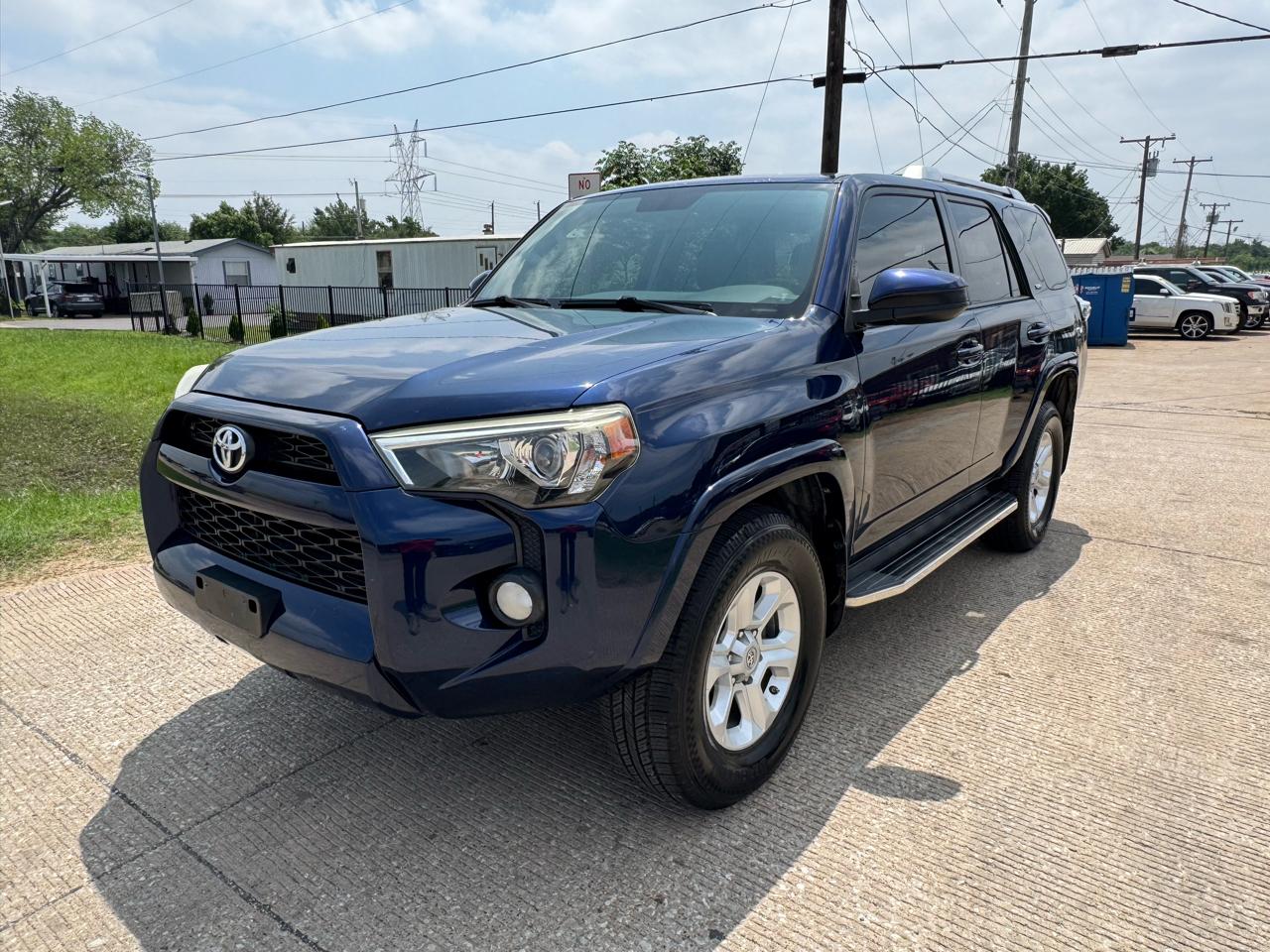 Toyota 4Runner SR5 2WD 2014