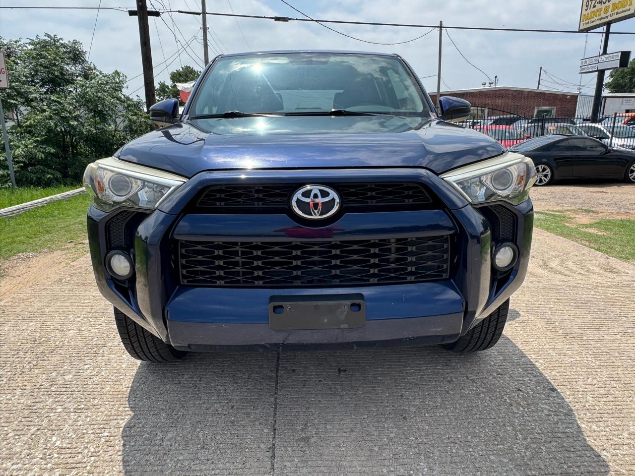 Toyota 4Runner SR5 2WD 2014