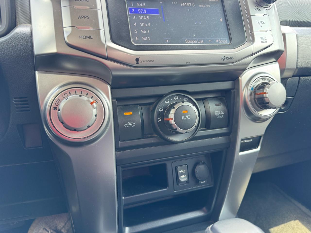 Toyota 4Runner SR5 2WD 2014