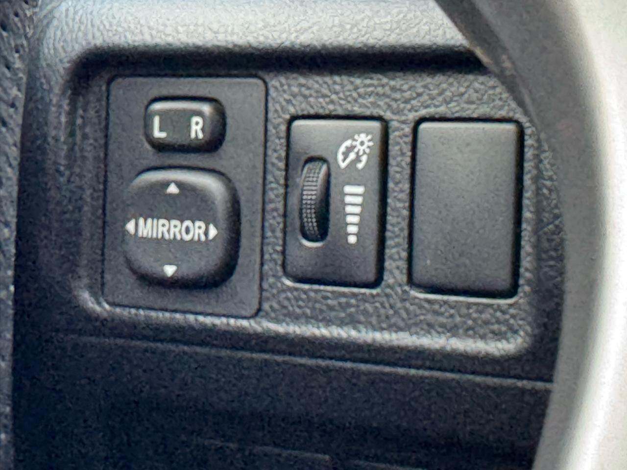 Toyota 4Runner SR5 2WD 2014