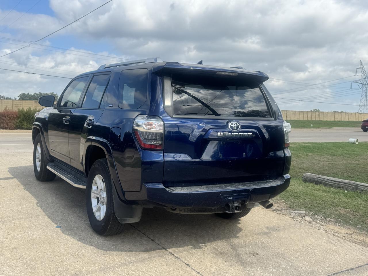 Toyota 4Runner SR5 2WD 2014