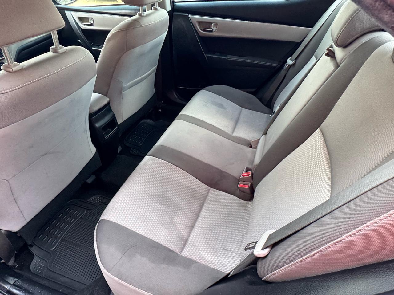 Toyota Corolla XLE CVT 2019