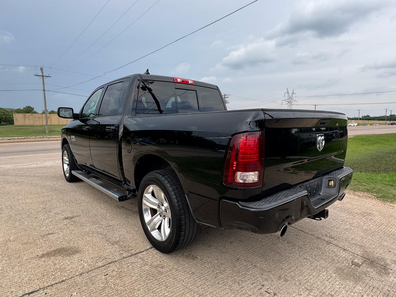 RAM 1500 Sport Crew Cab SWB 2WD 2013