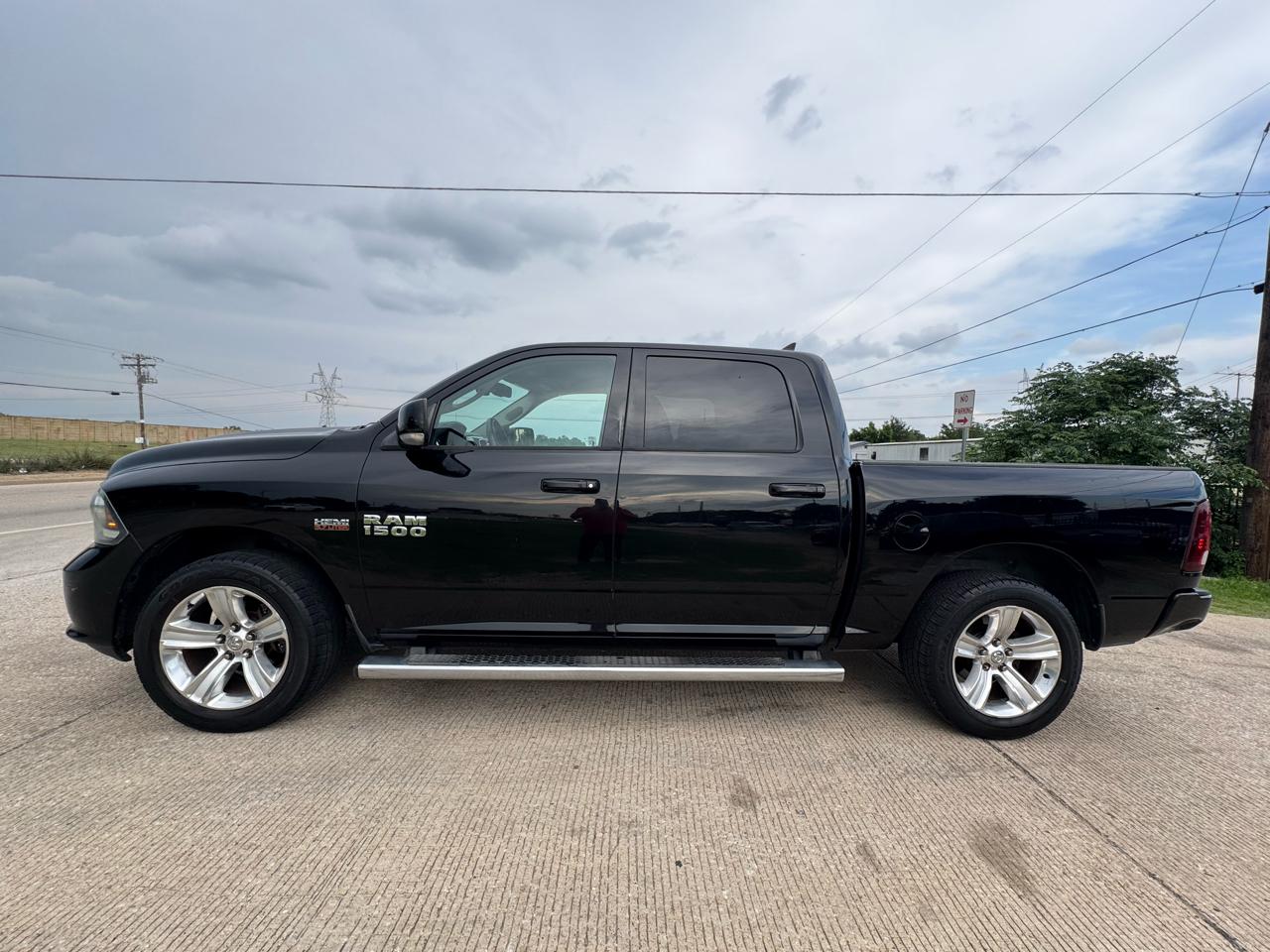 RAM 1500 Sport Crew Cab SWB 2WD 2013