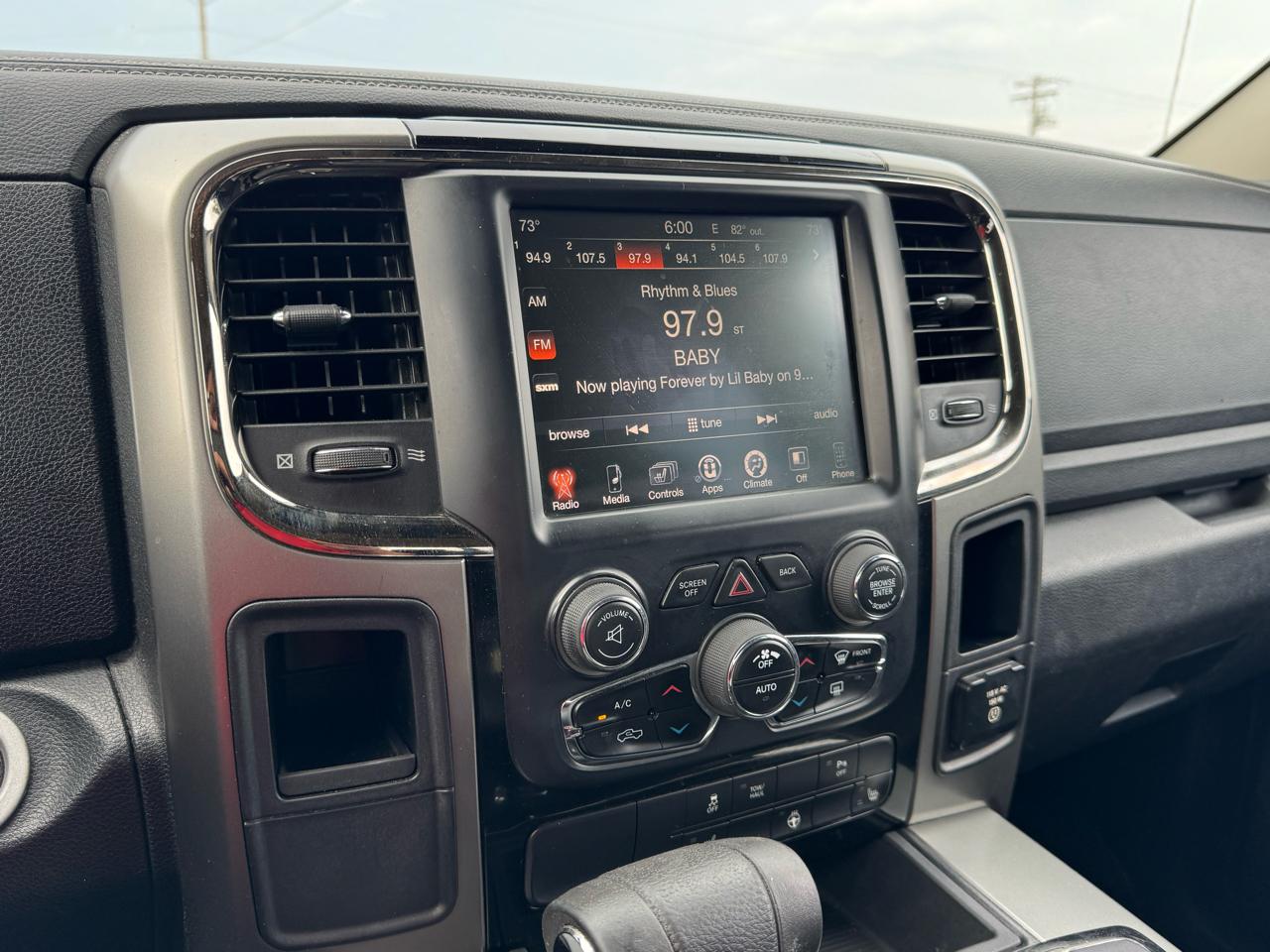 RAM 1500 Sport Crew Cab SWB 2WD 2013