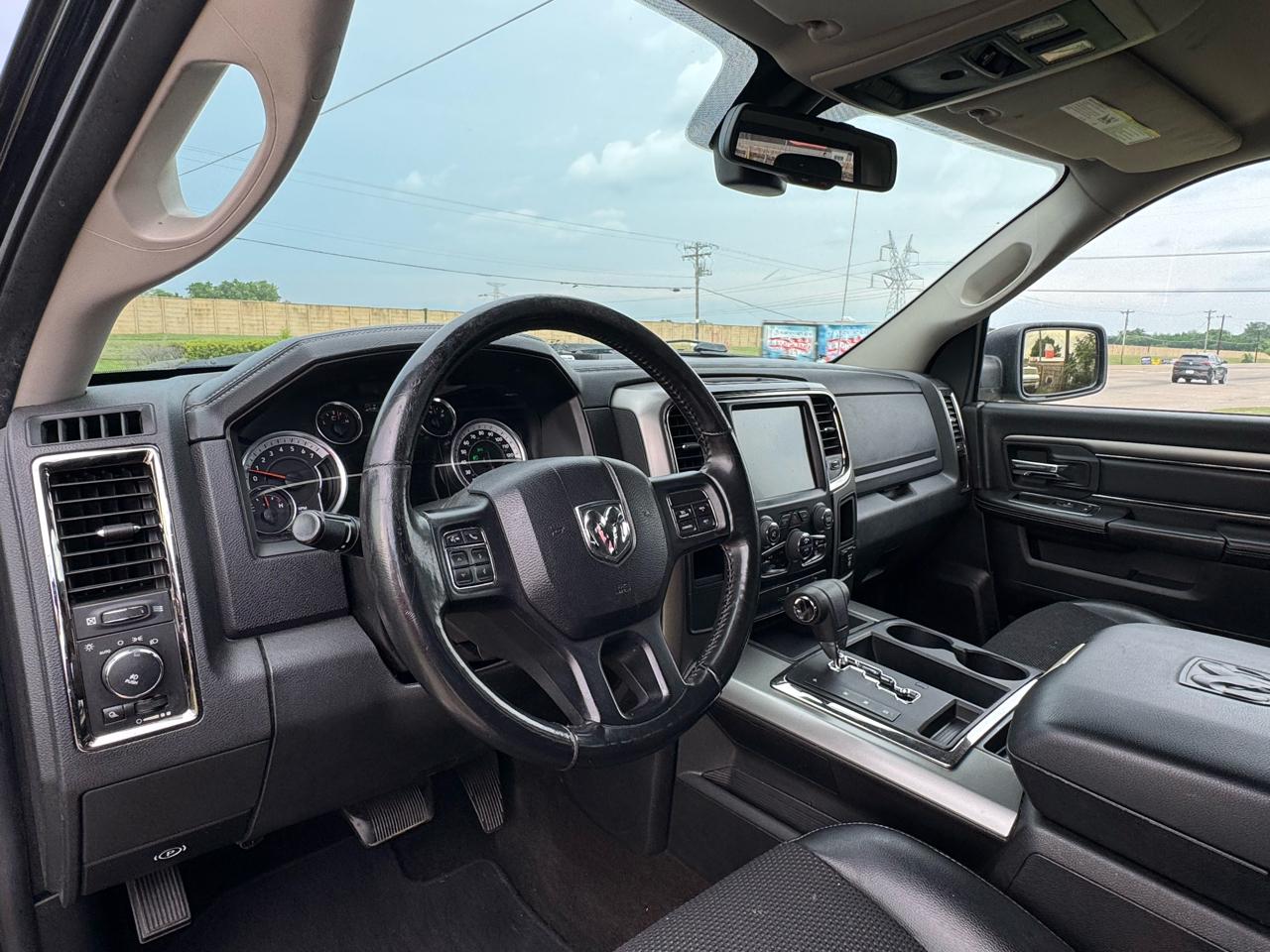 RAM 1500 Sport Crew Cab SWB 2WD 2013