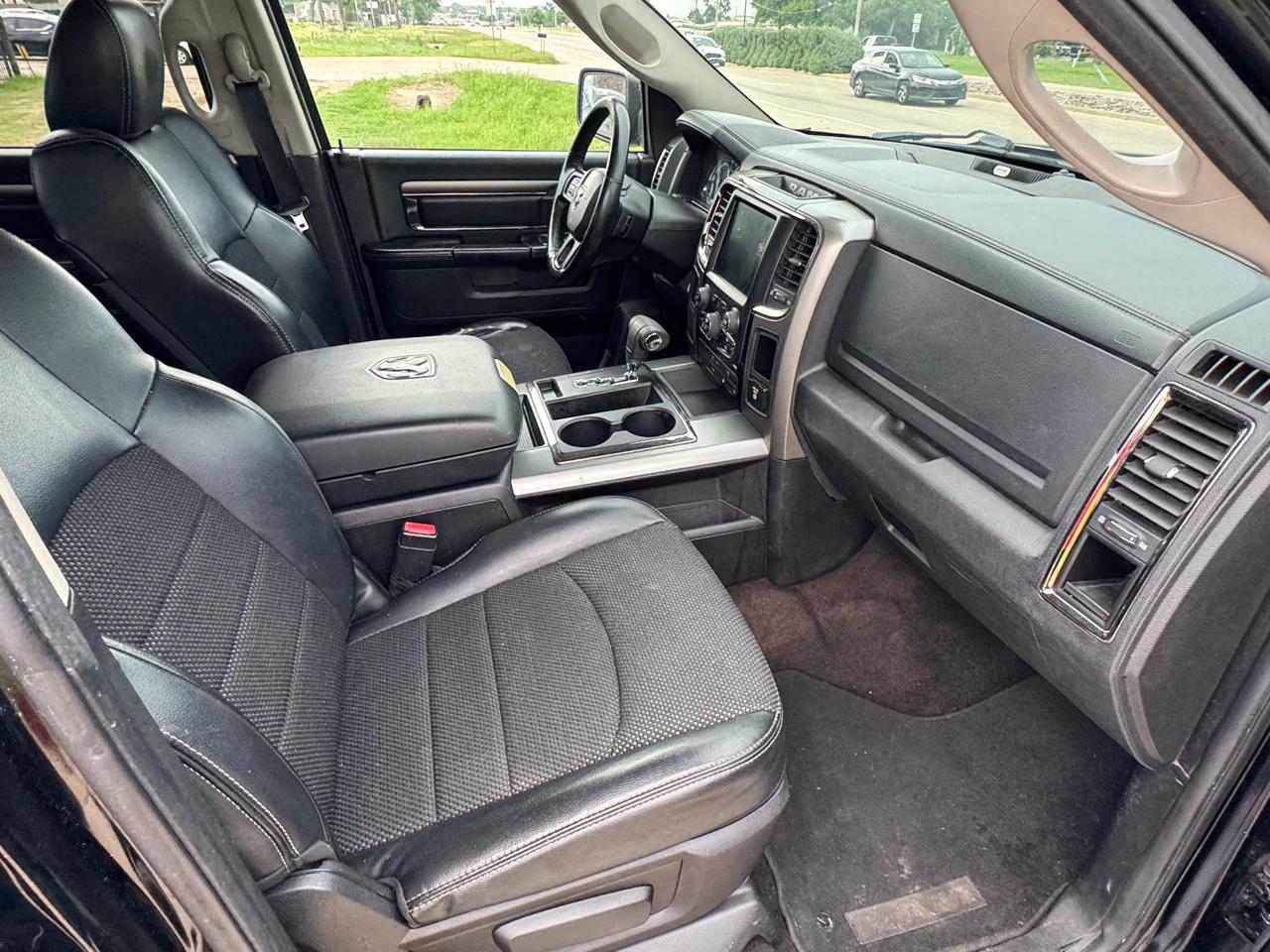 RAM 1500 Sport Crew Cab SWB 2WD 2013