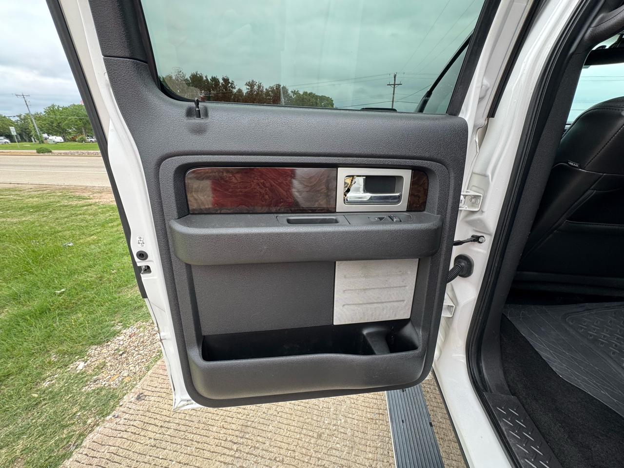 Ford F-150 Platinum SuperCrew 6.5-ft. Bed 4WD 2014