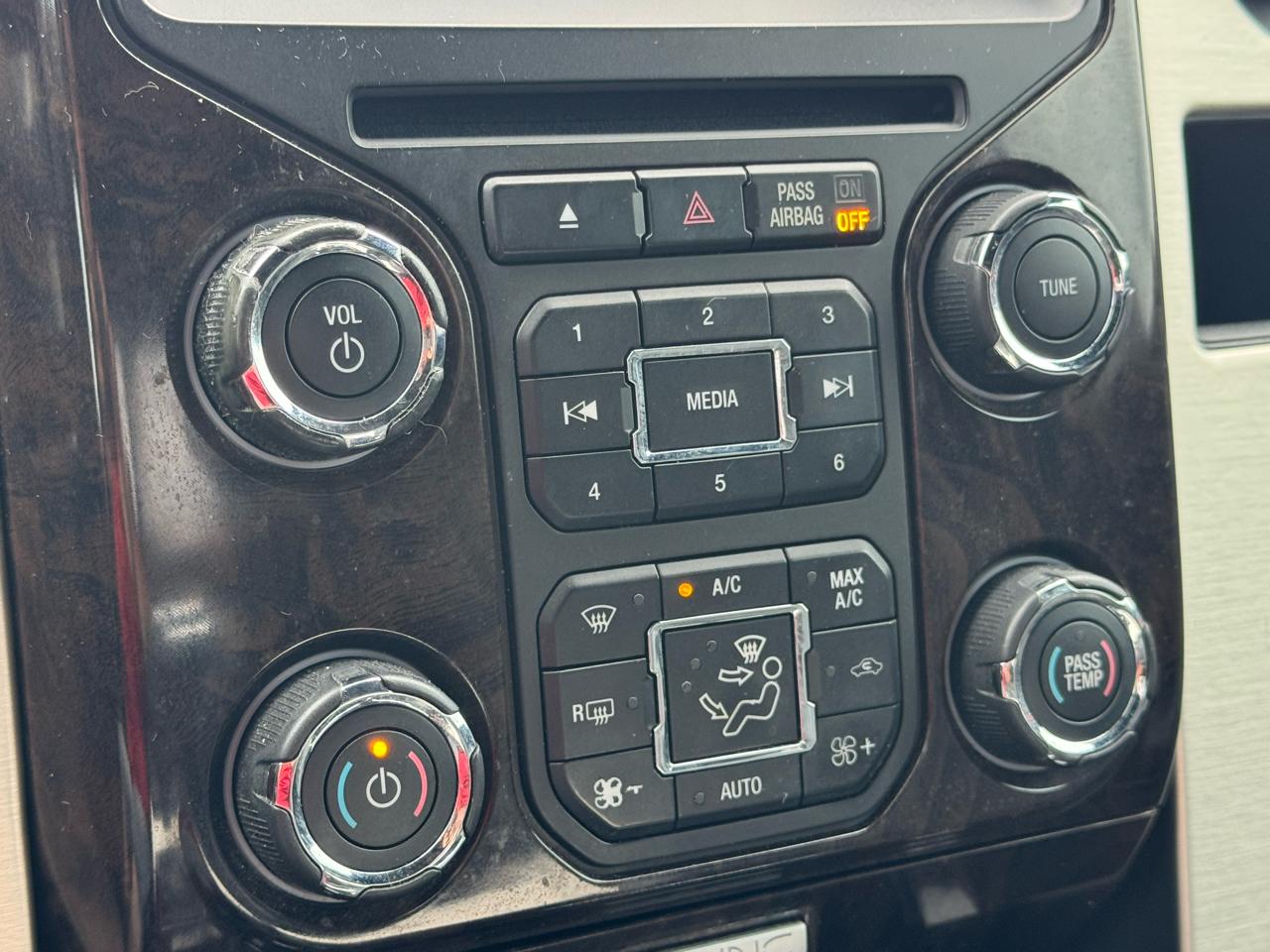 Ford F-150 Platinum SuperCrew 6.5-ft. Bed 4WD 2014