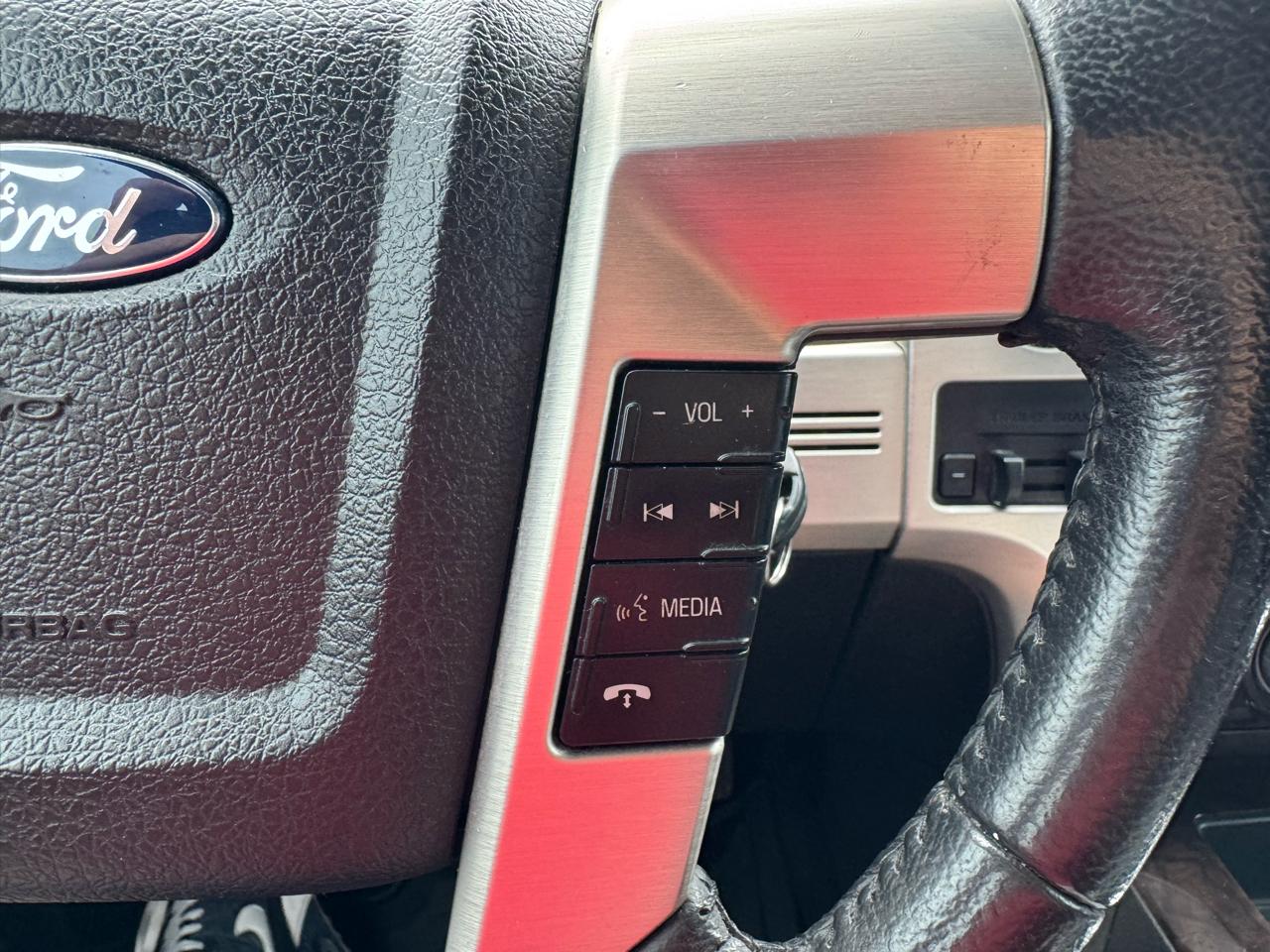 Ford F-150 Platinum SuperCrew 6.5-ft. Bed 4WD 2014