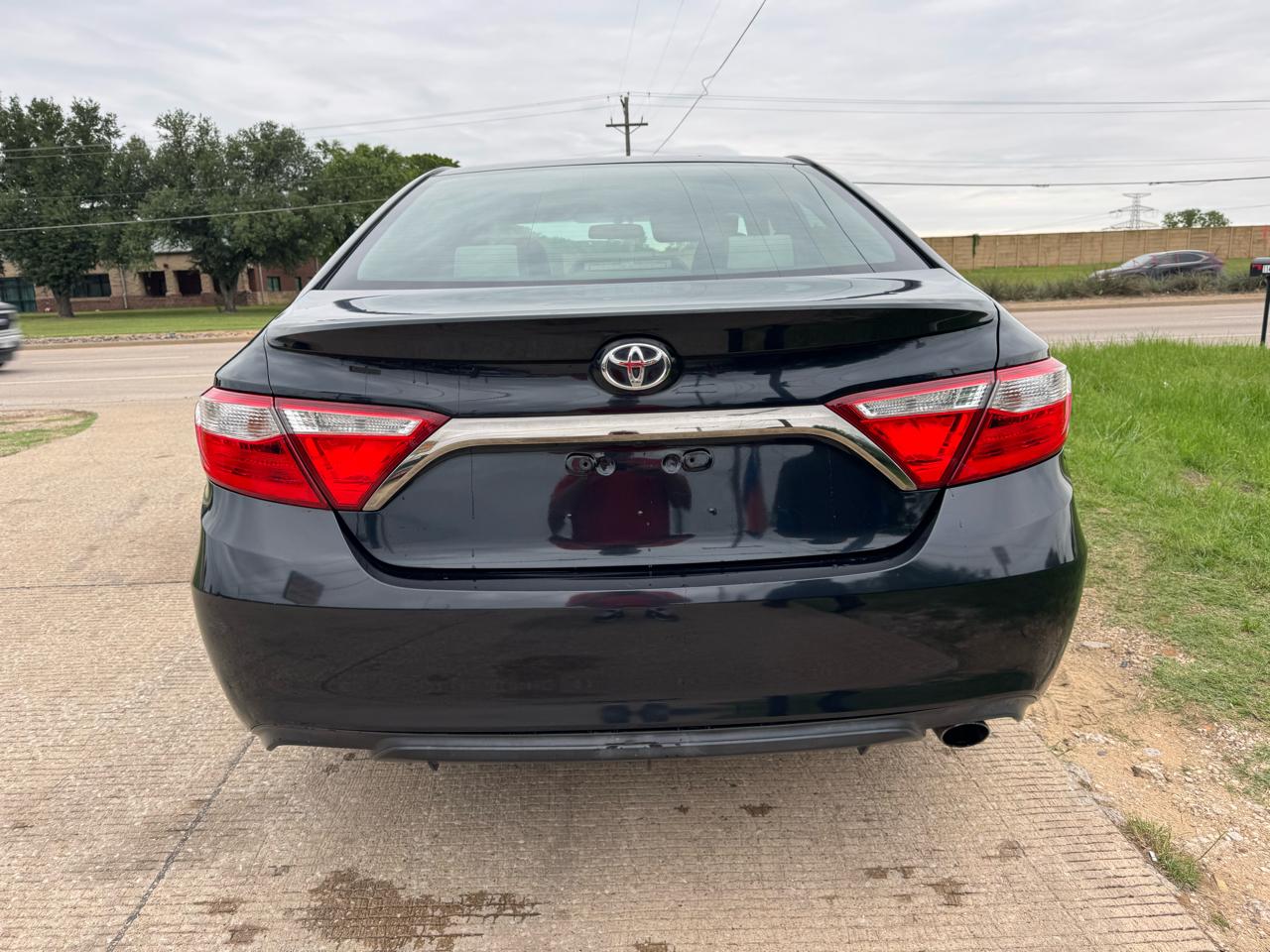 Toyota Camry XLE 2016