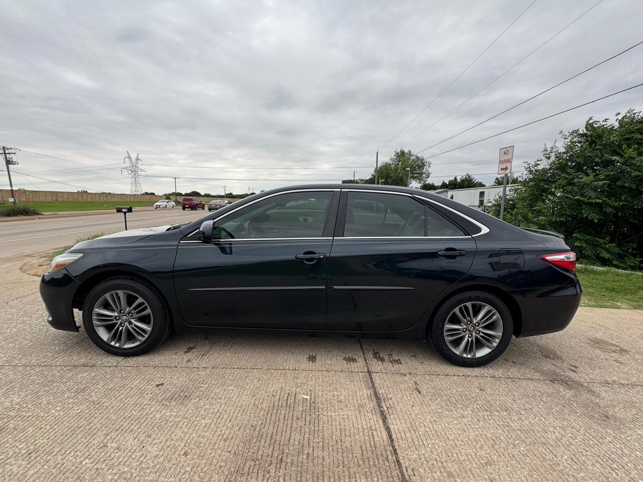 Toyota Camry XLE 2016