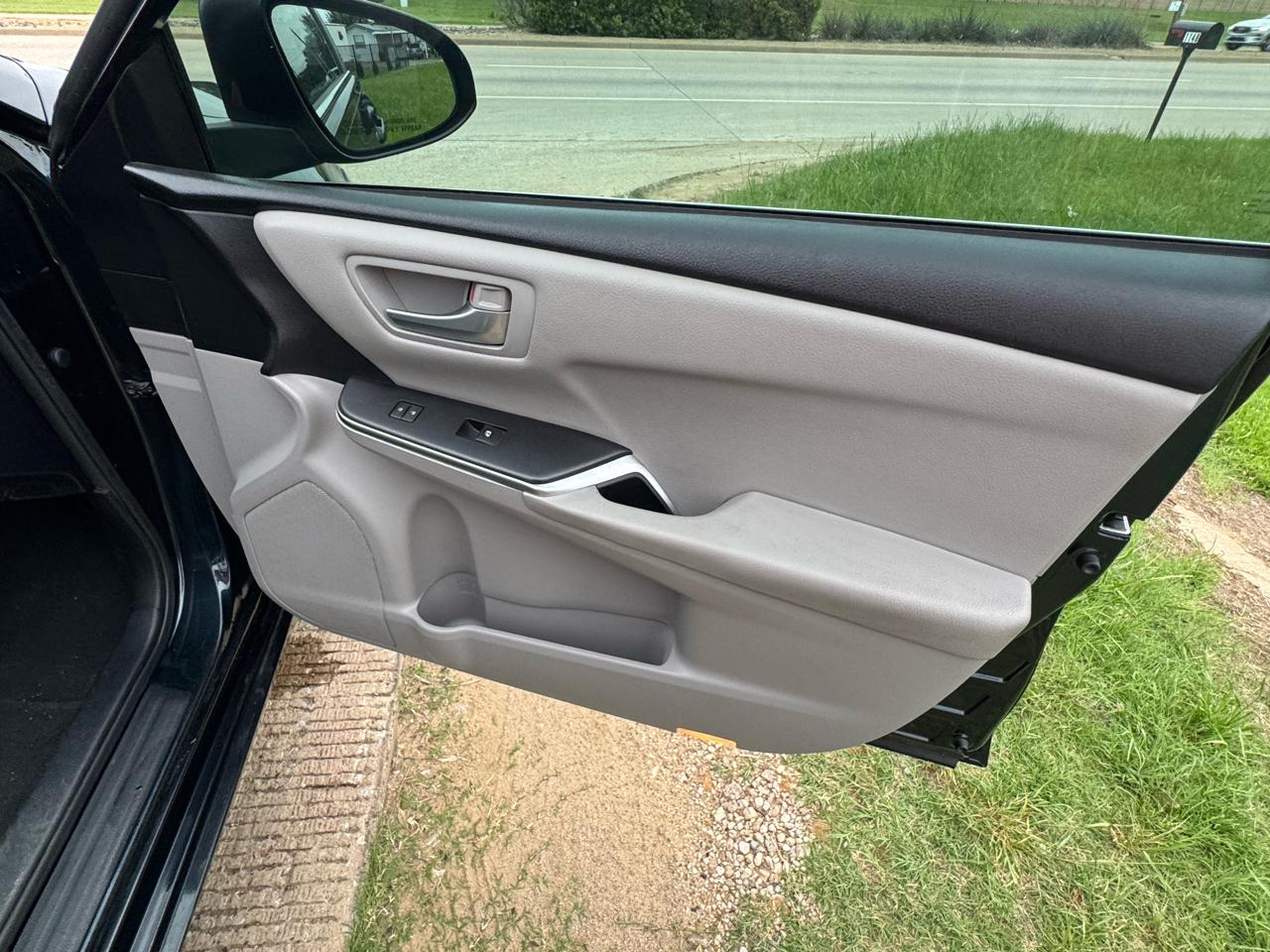 Toyota Camry XLE 2016