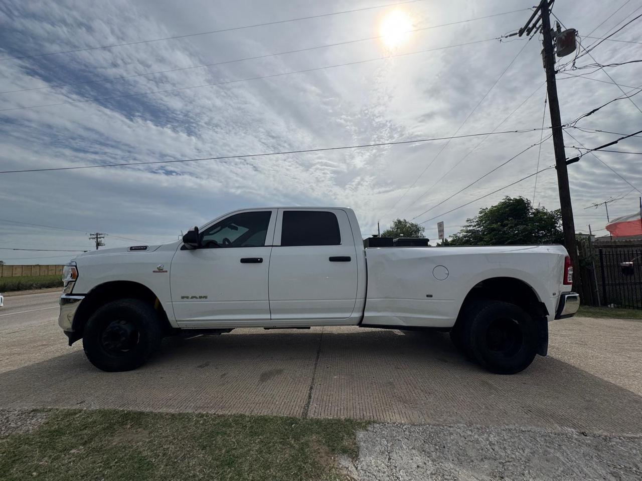 RAM 3500 Tradesman Crew Cab 4WD DRW 2020