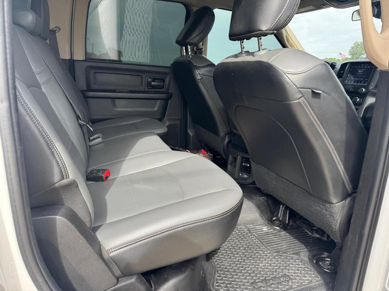 RAM 3500 Tradesman Crew Cab 4WD DRW 2020