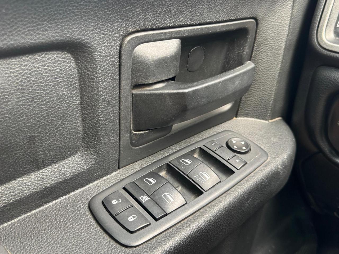 RAM 3500 Tradesman Crew Cab 4WD DRW 2020