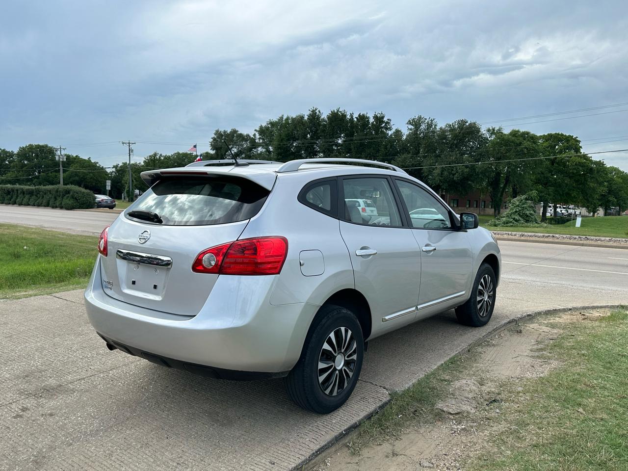 Nissan Rogue Select S 2WD 2015