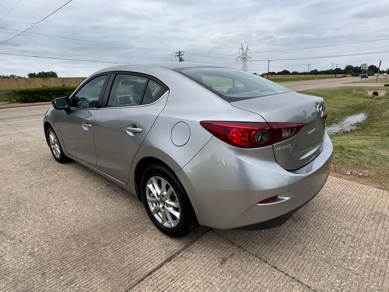 Mazda MAZDA3 i Sport AT 4-Door 2016